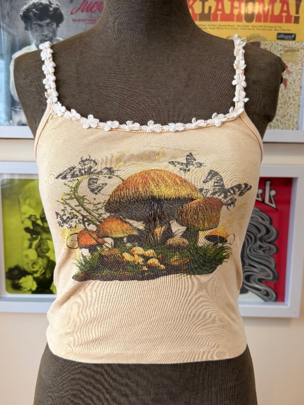 FAIRYCORE MUSHROOM GRAPHIC CAMI • Y2K WHIMSIGOTH DAISY TRIM TANK TOP